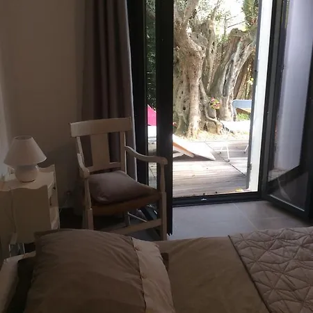 Bed & Breakfast Cousteline