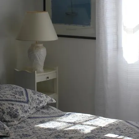 Bed & Breakfast Cousteline *
